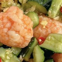 黄瓜虾滑：鲜爽家常美味