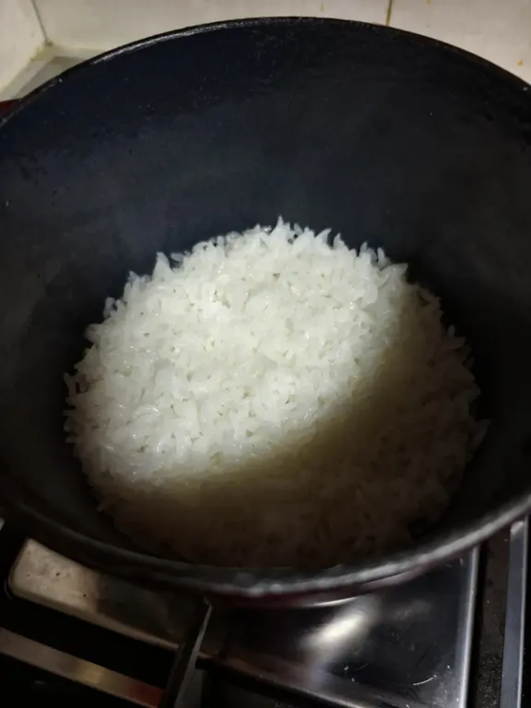 铸铁锅煮饭:小家庭的米饭新解法
