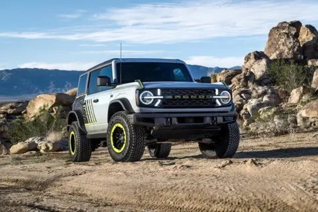 福特发布Bronco RTR官图,2027年交付