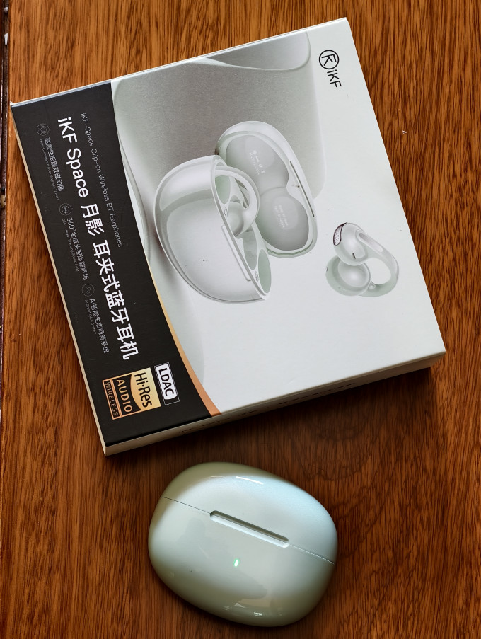 蓝牙耳机