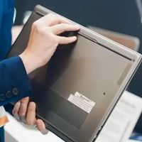 超轻薄与形态革新：CES 2026上的Panther Lake新机