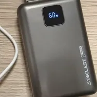 徒步充电宝怎么选？台电与绿联实测对比