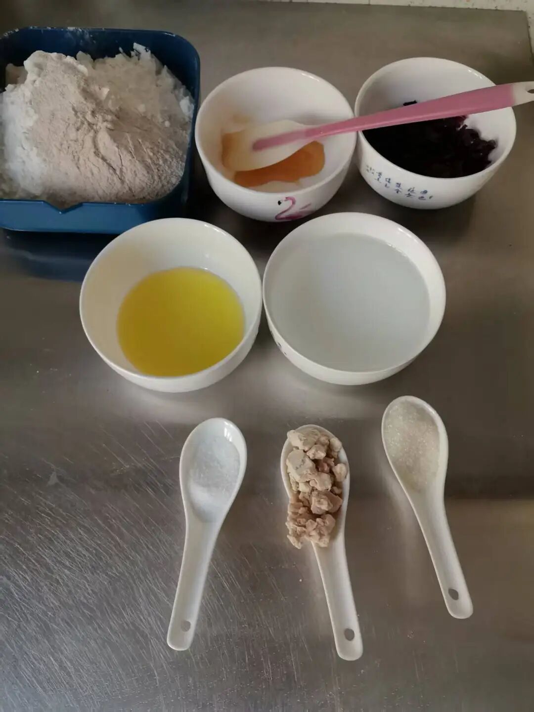 自制蔓越莓贝果:扎实口感与酸甜风味