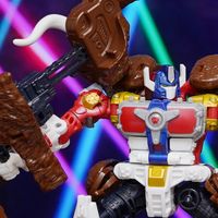 BW超能勇士迷不容错过的变形金刚，领袖级猛犸擎天柱值得入手吗？