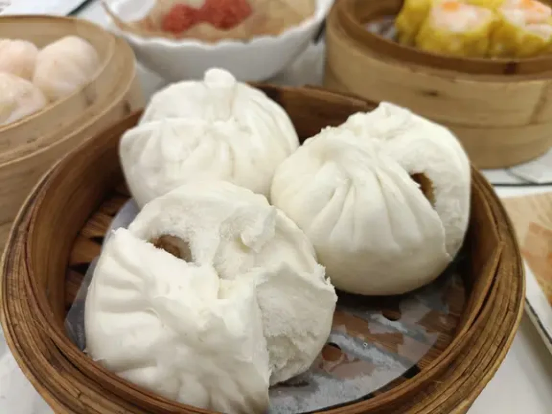 广州早茶彩点探店:人均50元吃撑体验