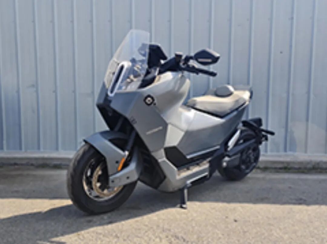 国产电摩天花板正式申报!功率35KW,极速200km/h!