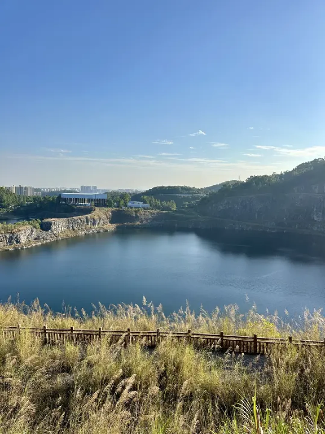 广州石牙顶:30分钟登顶俯瞰蓝宝石