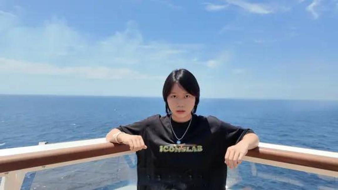 海洋光谱号登船指南:餐饮与拍照全攻略