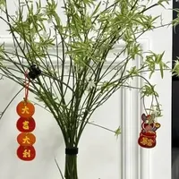爷爷仅用一根筷子，就把吊兰养成“艺术品”：还能这么玩？厉害了