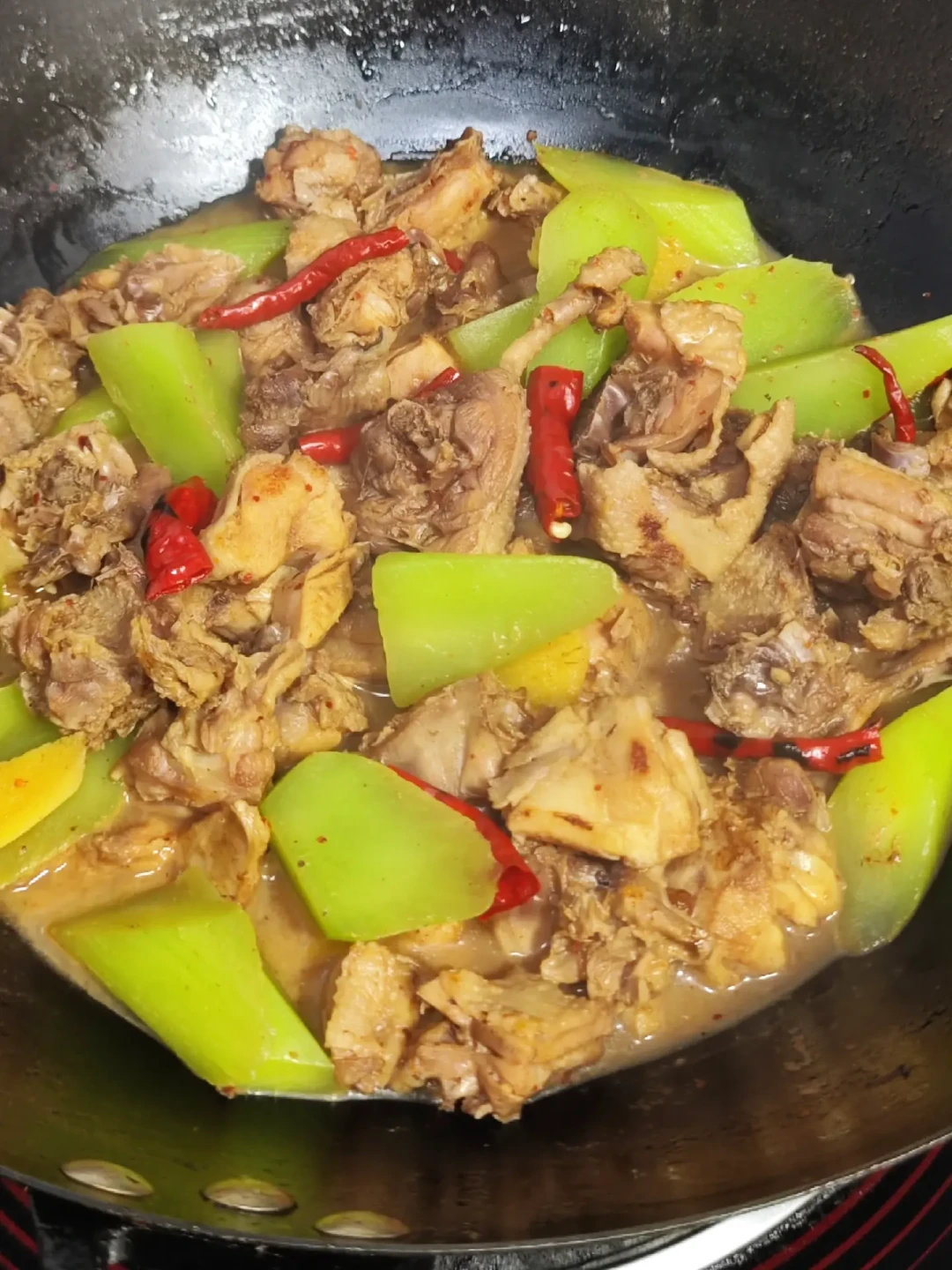 湖北风干鸡炖莴笋,冬日暖胃菜谱