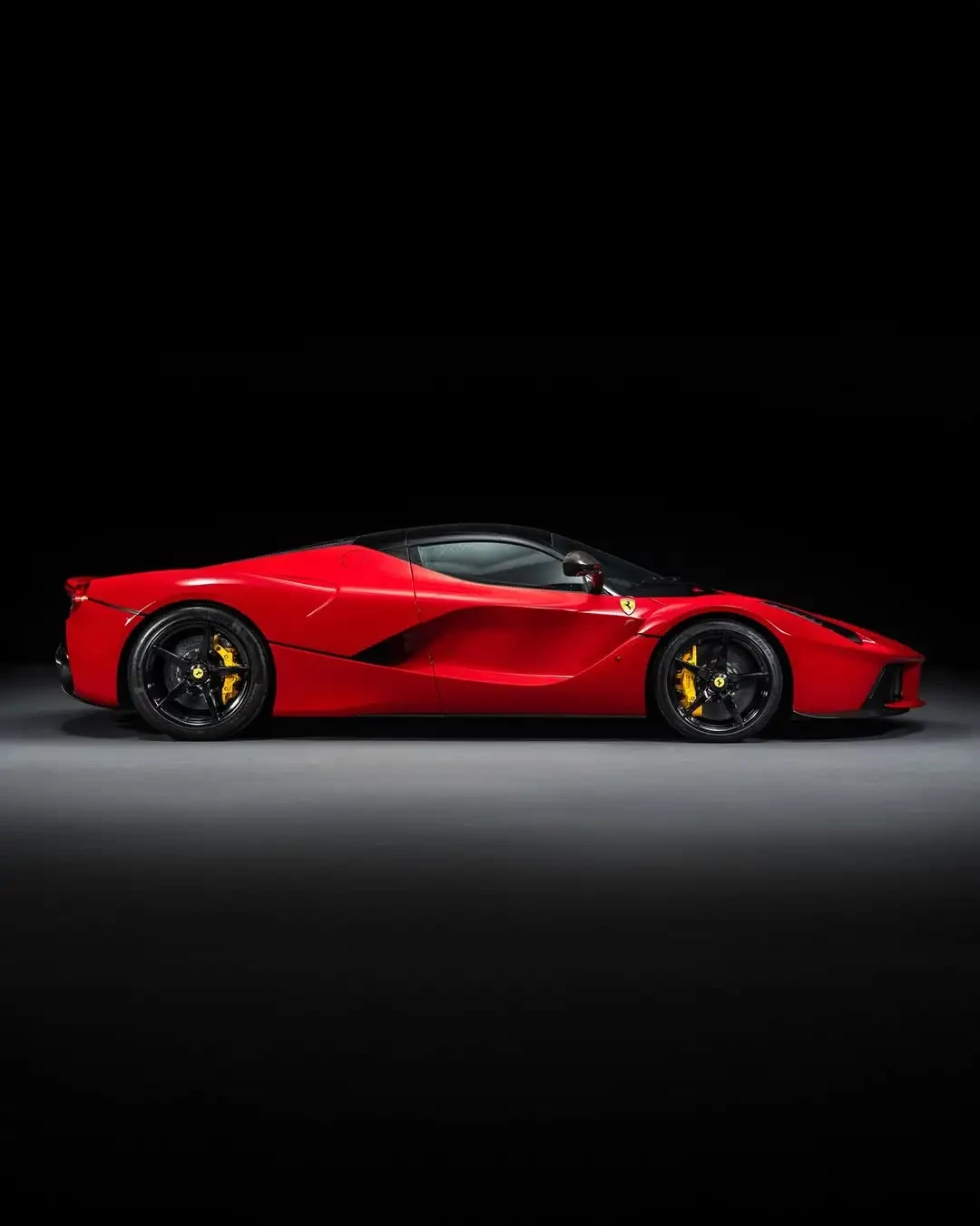 法拉利LaFerrari:一台V12混动性能图腾