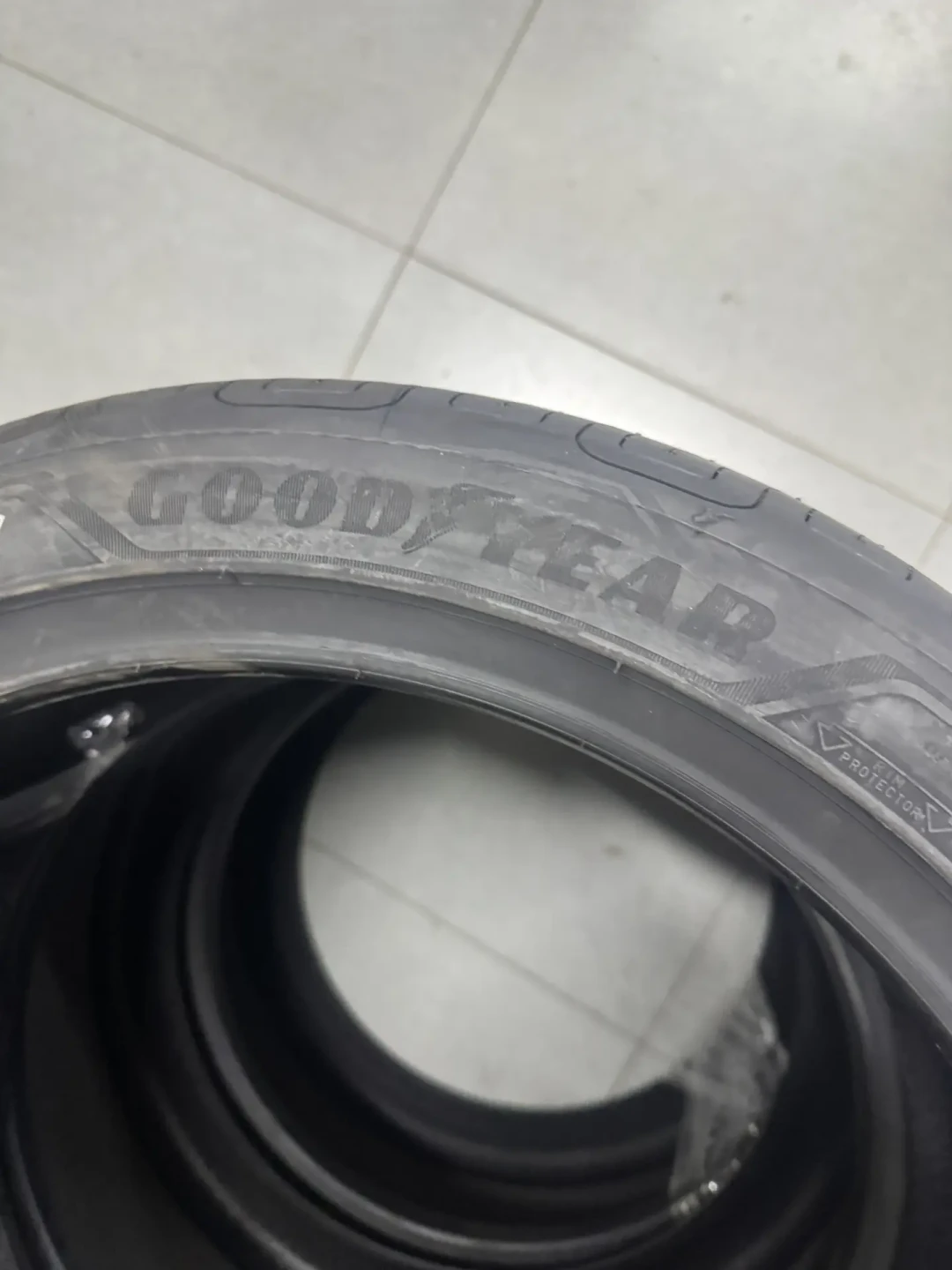 Model 3 Performance换胎怎么选?一篇看懂