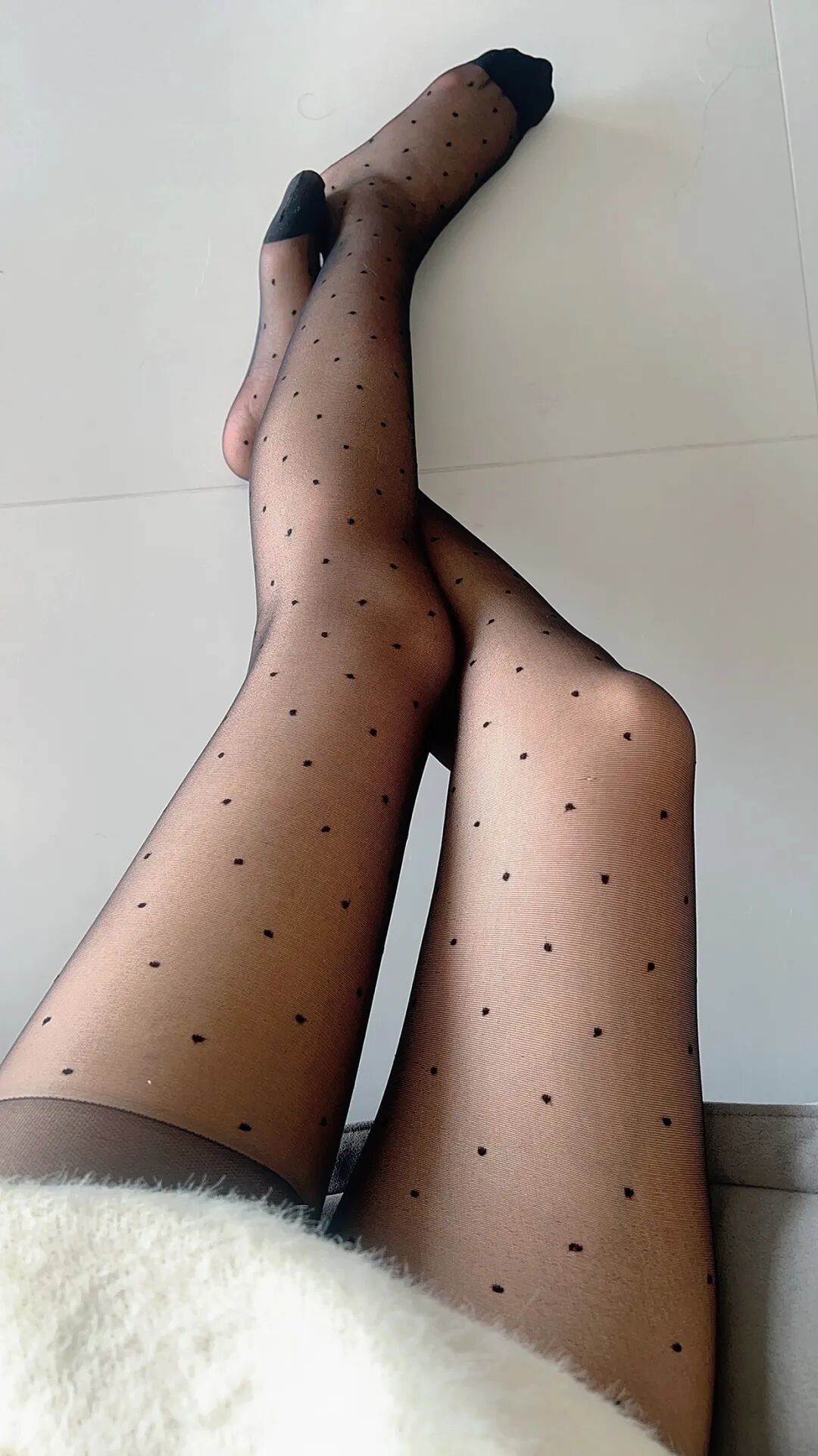 丝袜的高级感穿法，实用又显瘦