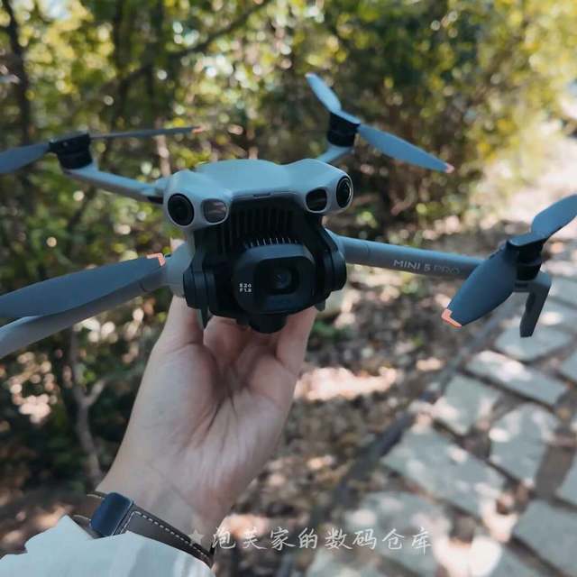 值得买吗？国补催着买，新规不让飞！审核跑断腿 无人机行业凉了