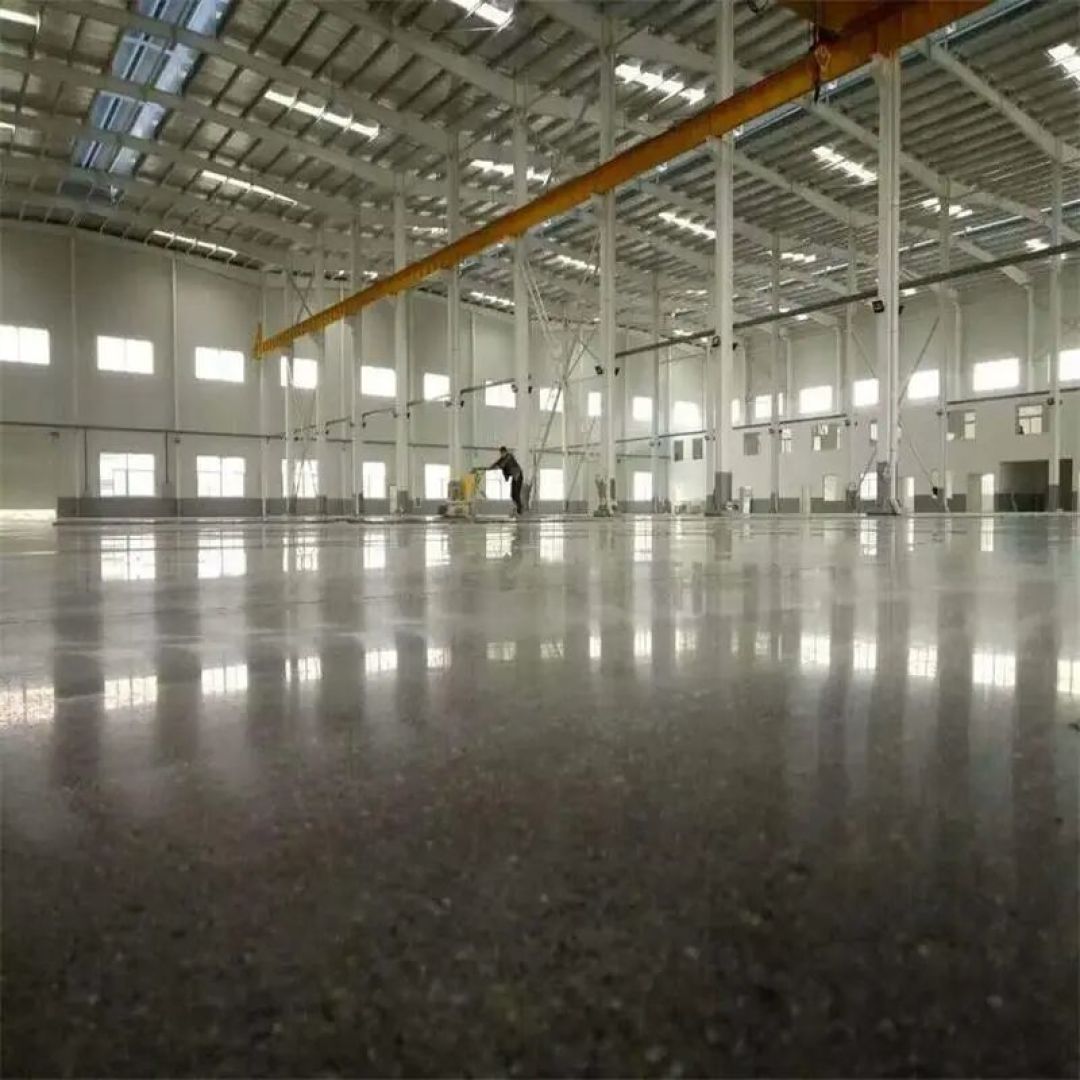 地下车库地坪怎么选？四种主流方案深度解析