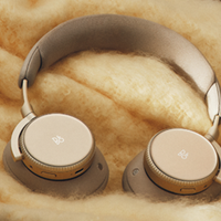 奔腾不息,吟游祥年 BANG & OLUFSEN 铂傲 以马年限定臻品瑞迎新春