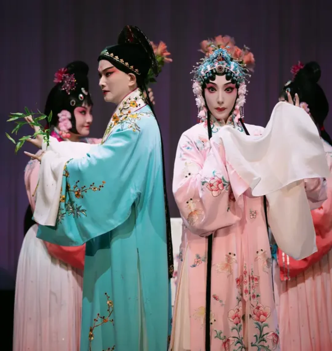 《牡丹亭》何以在四百年后依旧动人?