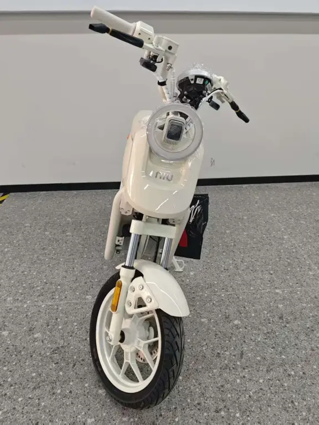 小牛U1+新国标初体验：优缺点分析
