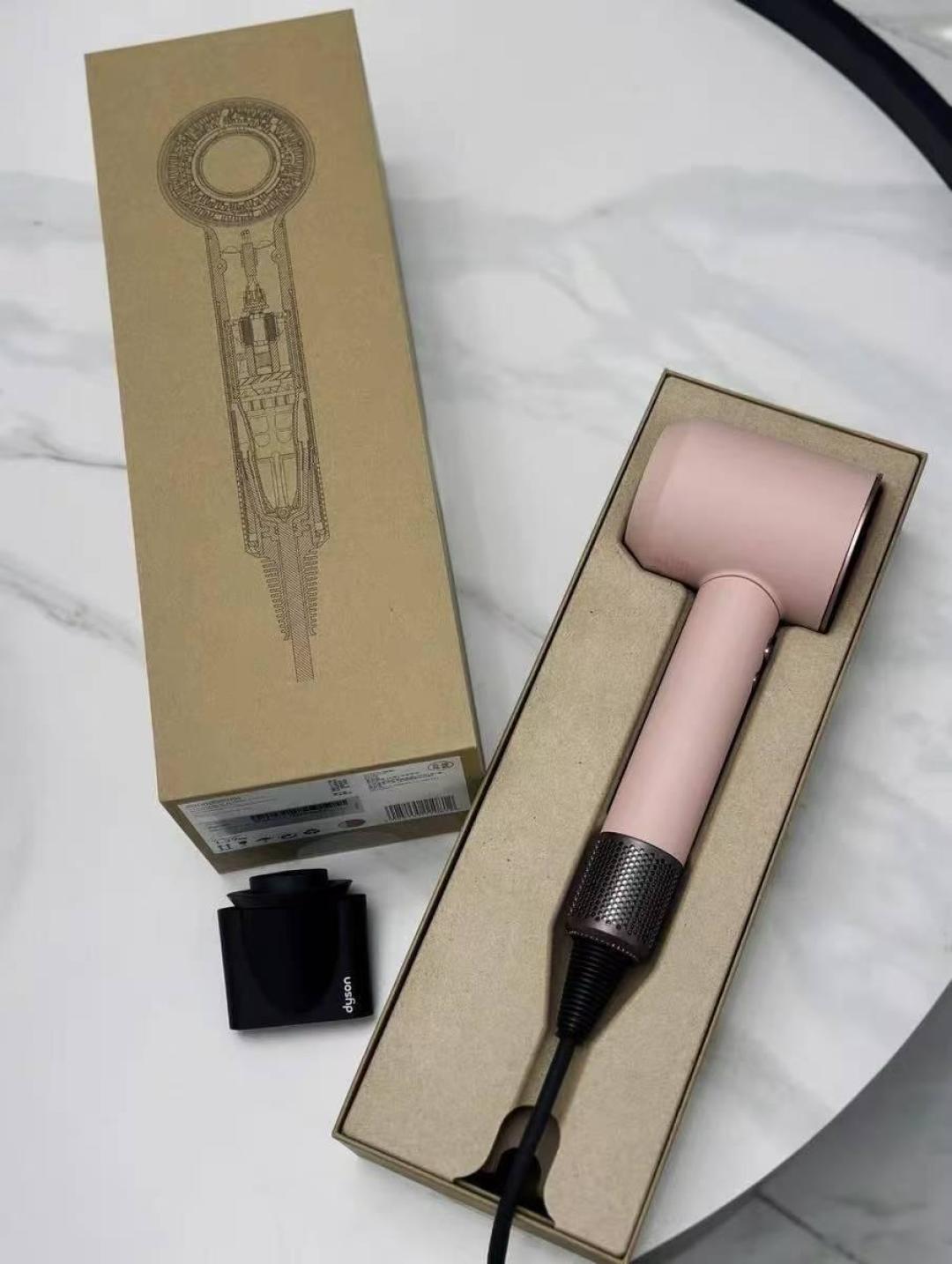 高速吹风机选购:四款热门机型实测对比