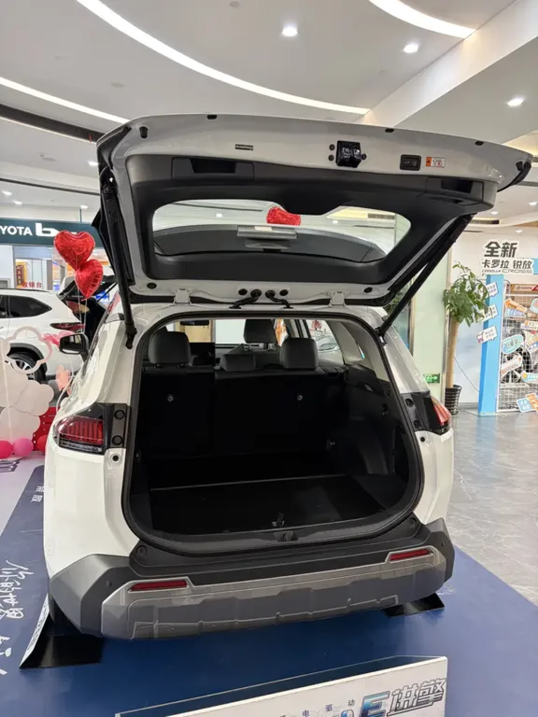新款RAV4荣放深度体验：优缺点与选购指南
