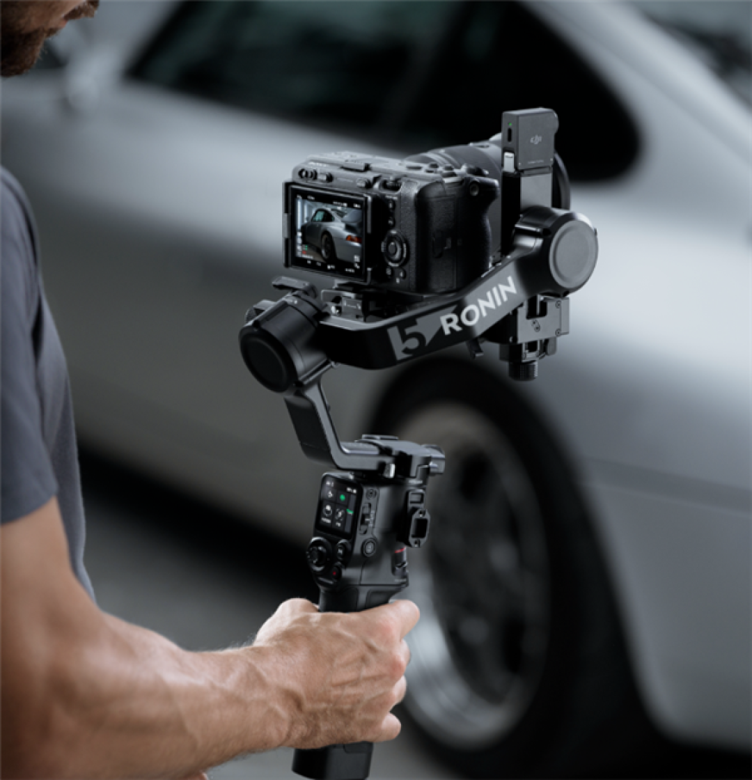 3099元起!大疆DJI RS 5稳定器发布:可智能跟拍任意物体