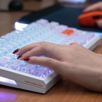 半价享受旗舰体验？低预算闭眼冲的电竞神器ATK RS7 Air磁轴键盘