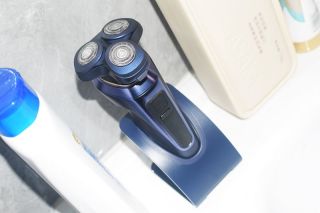 米家电动剃须刀Pro：高效智能剃须