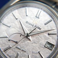 我买了人生第二支昂贵手錶! Grand Seiko SBGA413 春分- Buying my second luxury watch!