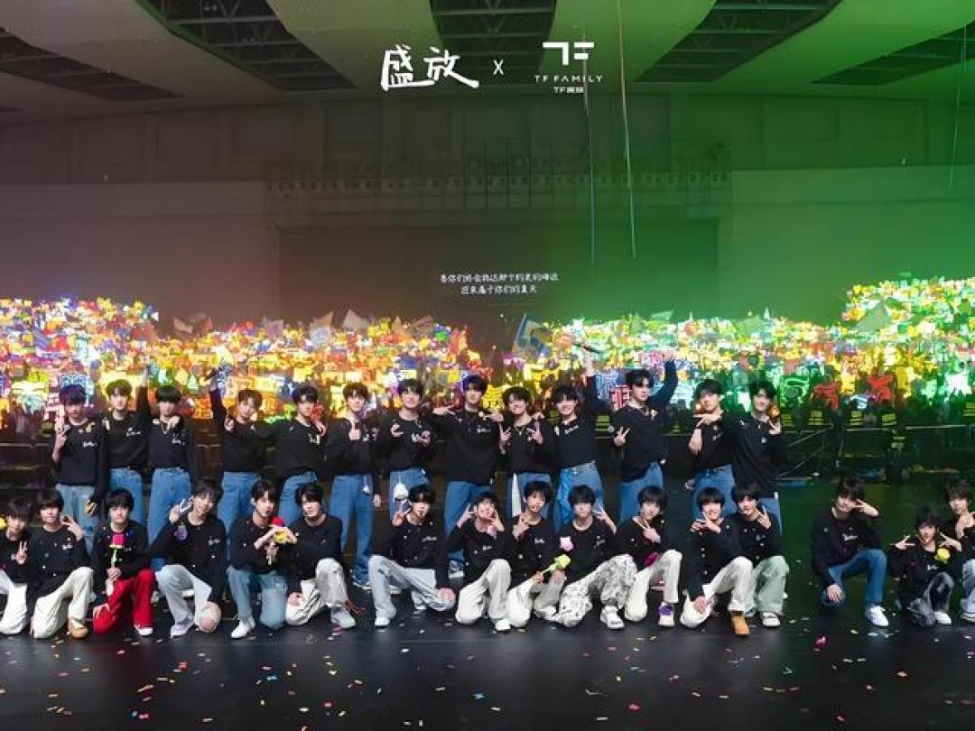 荣耀联排盘点：舞台名场面频出，幕后VCR音效风波引争议