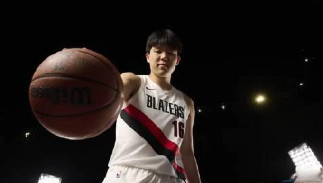 狂砍22+7+3+2！杨瀚森刷新G联赛得分纪录，率队24分大胜
