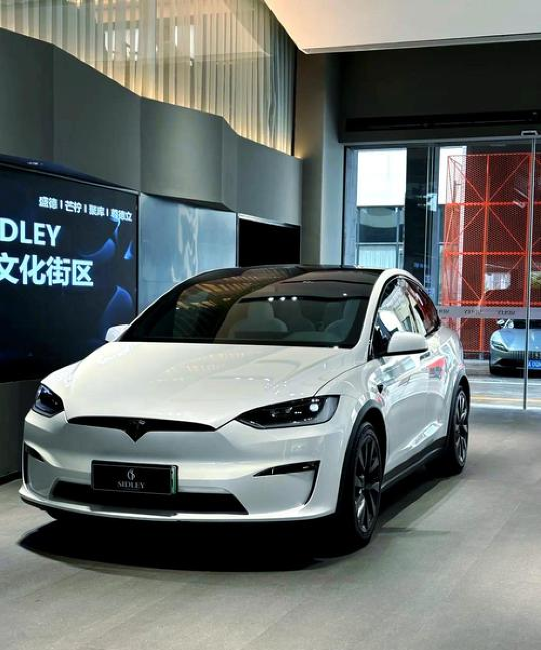 爆料称:新款Model S-X现车可直接开通FSD