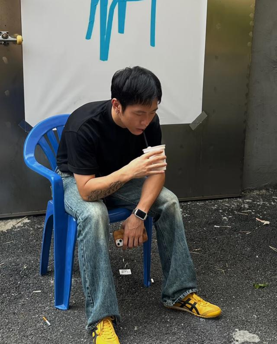 被中年男人低估的4个中产运动鞋,不输昂跑、Salomon,性价比高