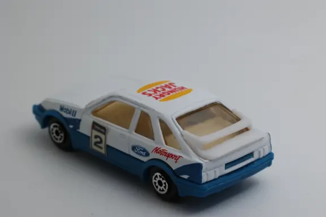 2刀的快乐,美驰图前身福特Sierra XR4Ti