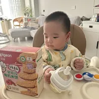 宝宝的第一块米饼！