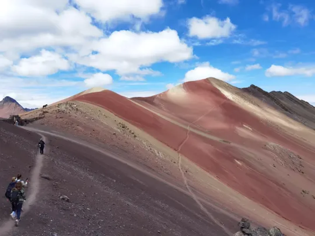 🇵🇪秘鲁彩虹山｜差点被高原反应带走的一天