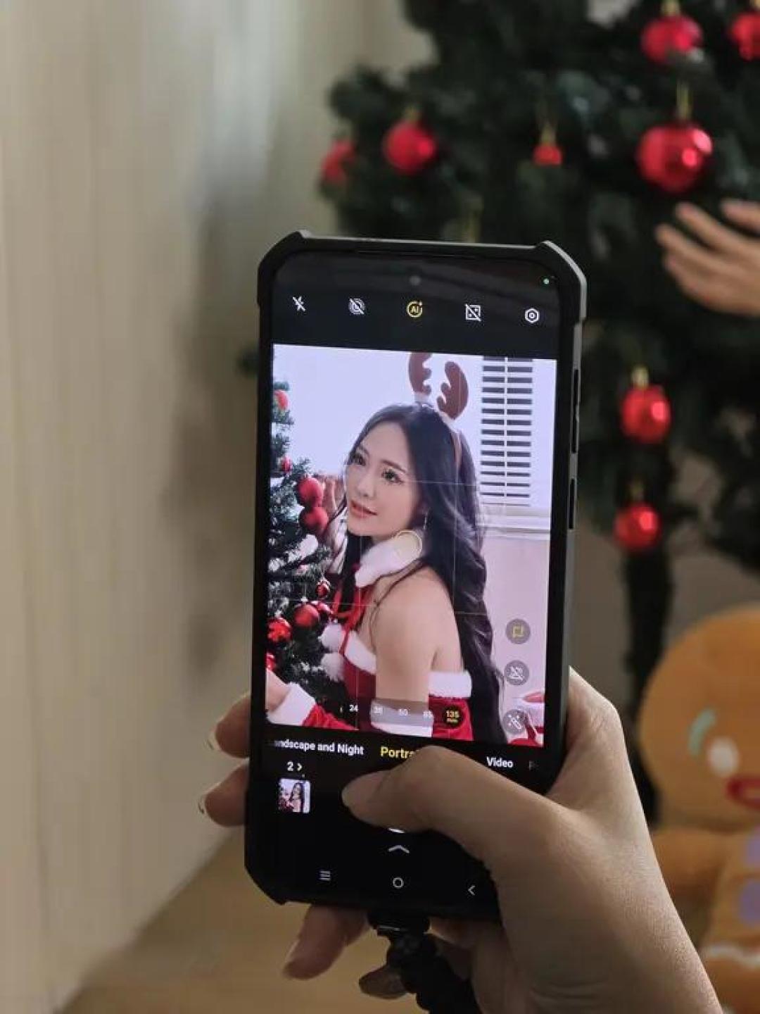 VIVO X300 Pro和三星S25 Ultra拍人物的差距