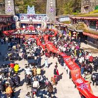 四川九皇山推出“万人刨汤宴”，面向公众免费发放10000份羌族刨汤宴美食券和门票