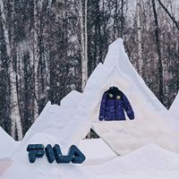 征服雪上极限的秘密：一件国家队战衣的科技与商业逻辑