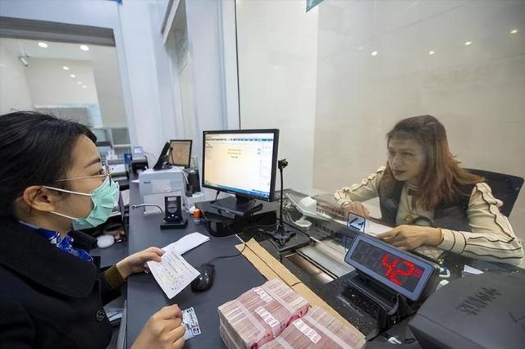 银行揽储大战开启,存款贴息返现、送礼竞赛,老百姓的福音来了?