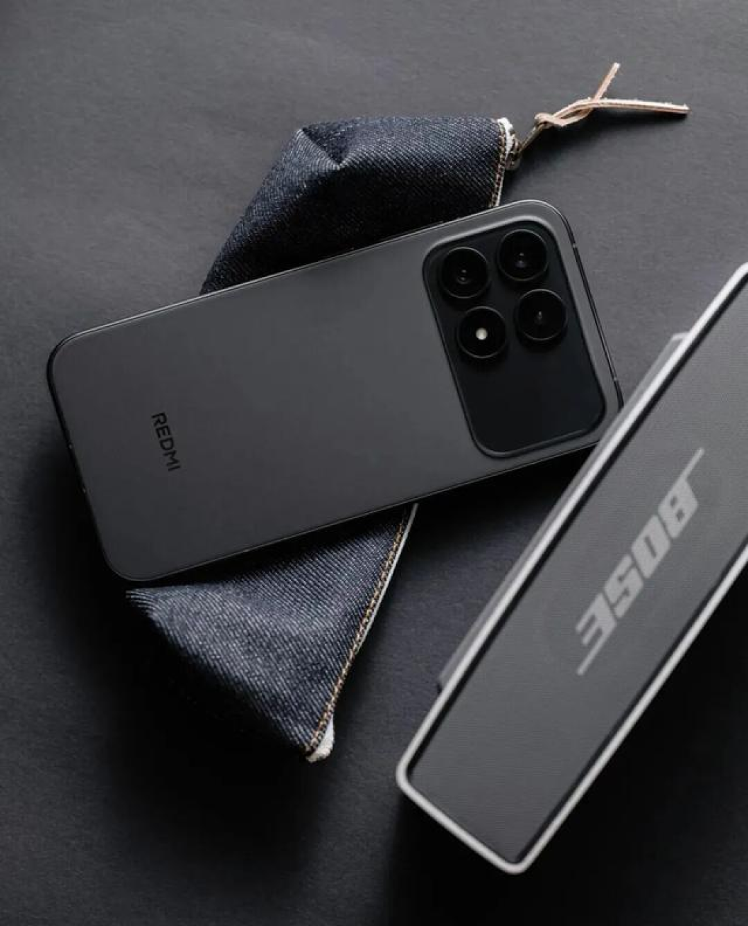 小米目前“值得捡漏”的一款手机,从3299元跌至2627元,16GB+512GB+IP69