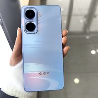 iQOO Z11 Turbo和Neo11咋选？540元差在哪？看完就懂！