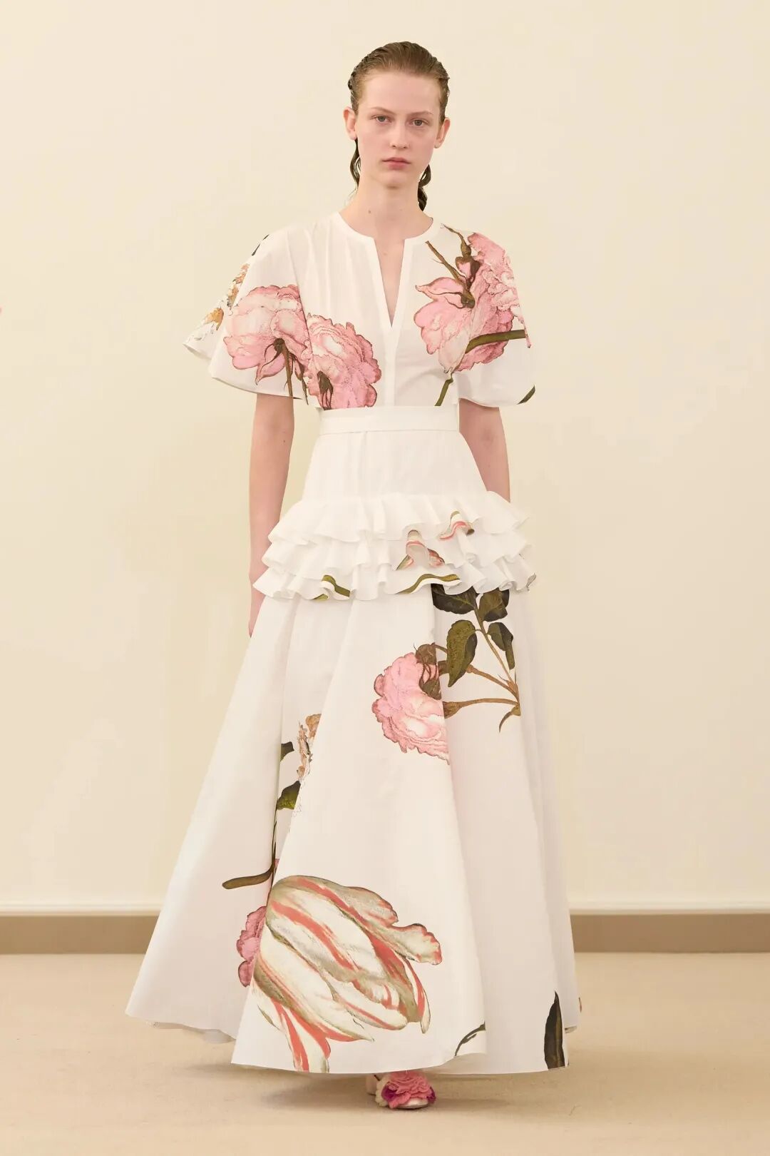 当静物画入侵时装周，帆布与蕾丝的结合，是春日田园风~|Giambattista Valli 2026春夏