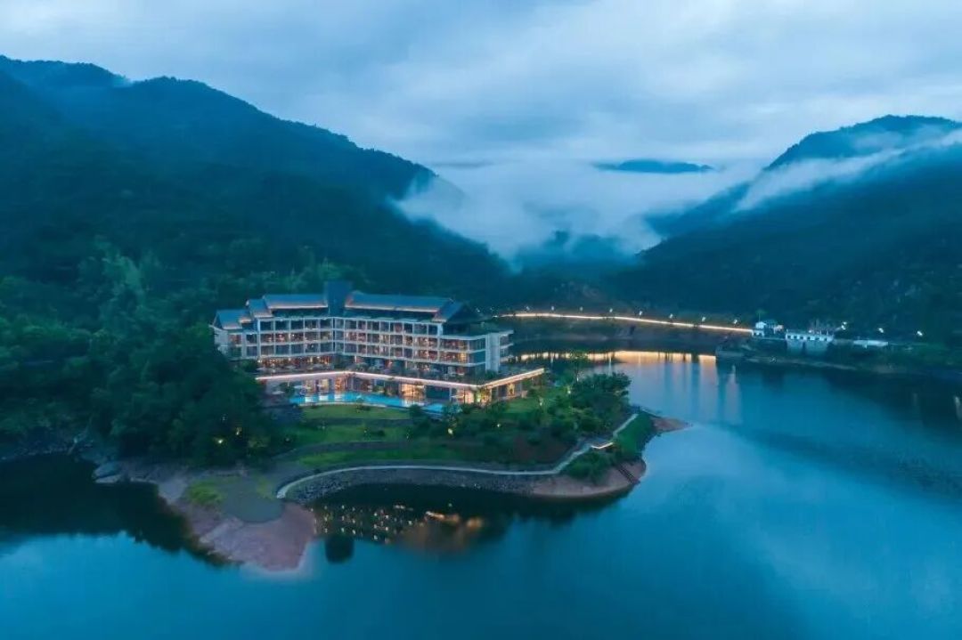 get《轧戏》同款!小千带你住进千岛湖绝美湖景酒店