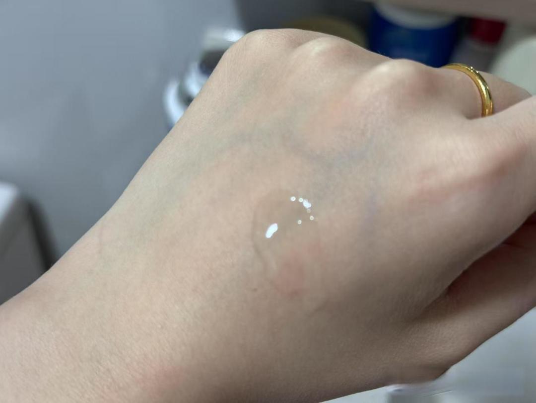 绝不踩雷!成分党教你3步看清眼精华值不值买?(内附德玛森氏 UP21 眼精华测评)