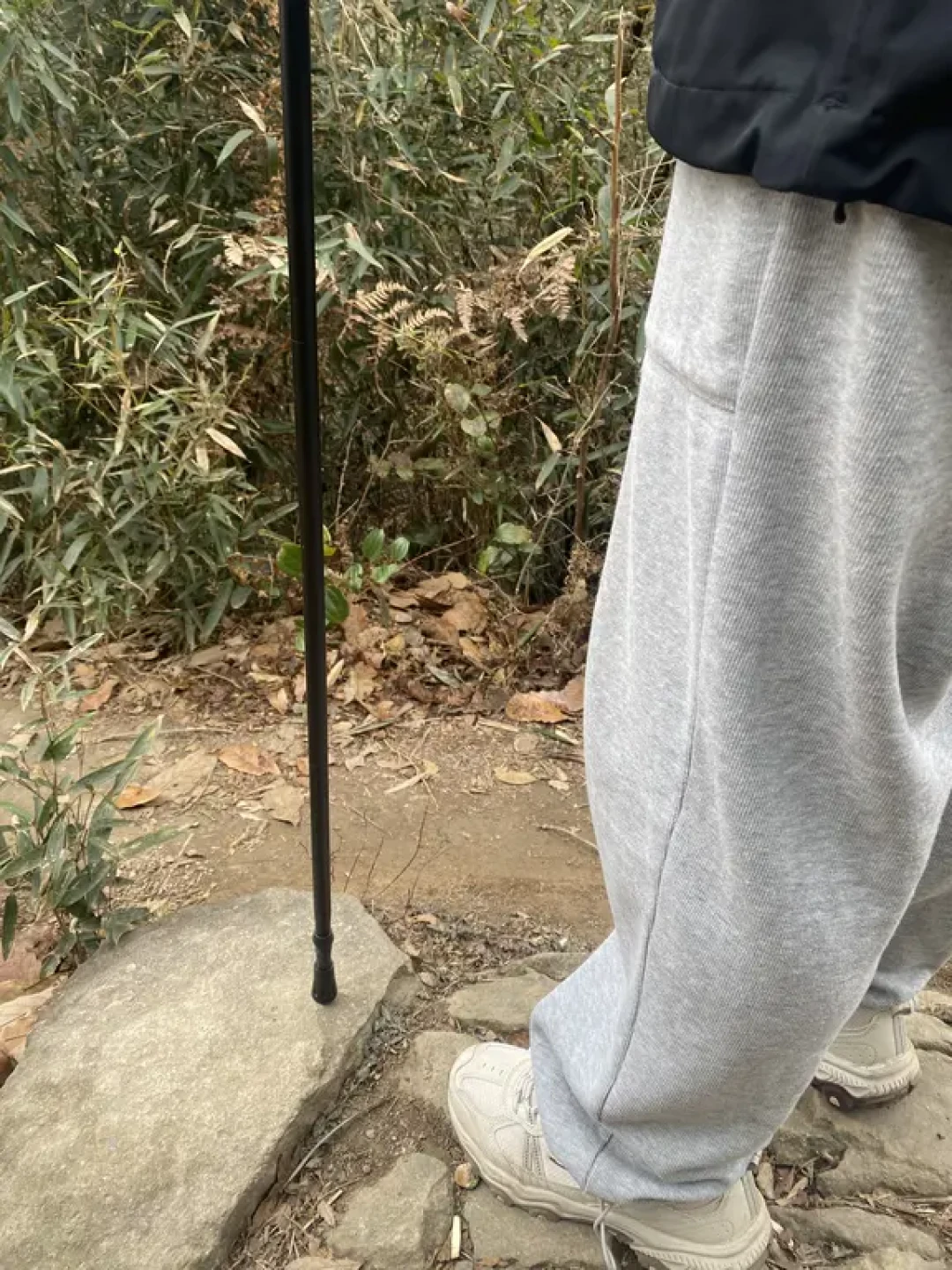 🚨登山杖保护套不摘?真的会摔!新手必看!