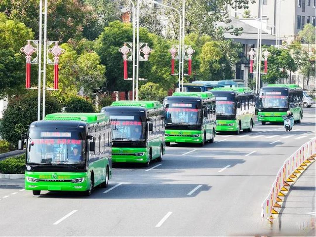 黄石公交集团:截至2025年末已达17.72亿 年均服务市民8323万人次