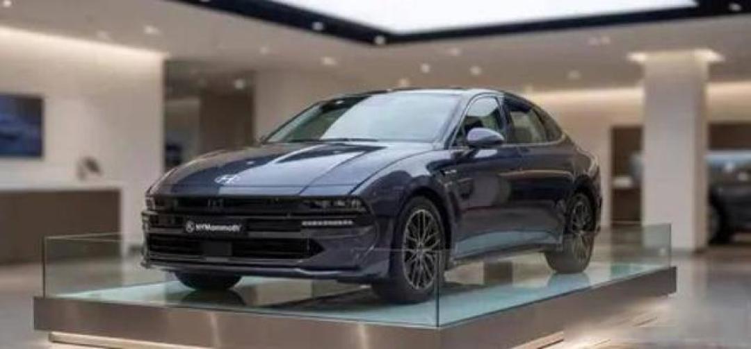 2026款索纳塔曝光,新脸造型激进引争议,这次能火吗?
