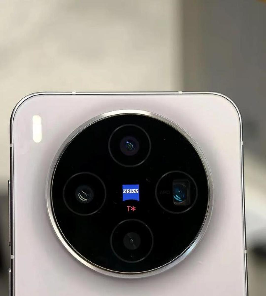 vivoX300发布卖4399元,如今跌到3869元!首批用户心态崩了