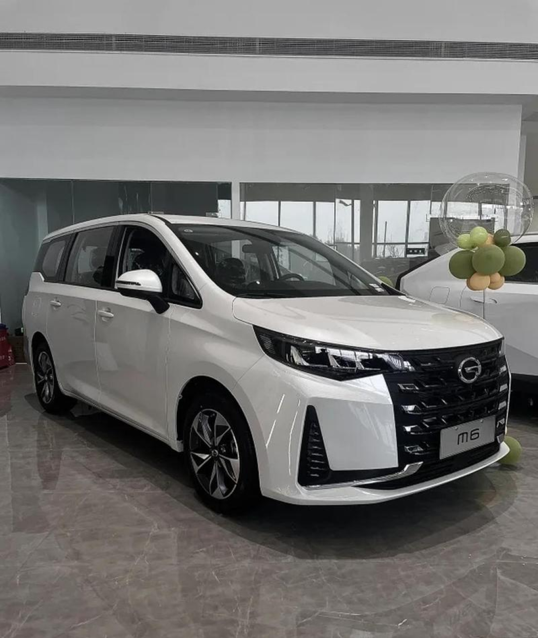 至高省 2.4 万 + 抢 “大湾鸡”!10 万级全能 MPV 闭眼冲传祺 M6-预算十万左右MPV
