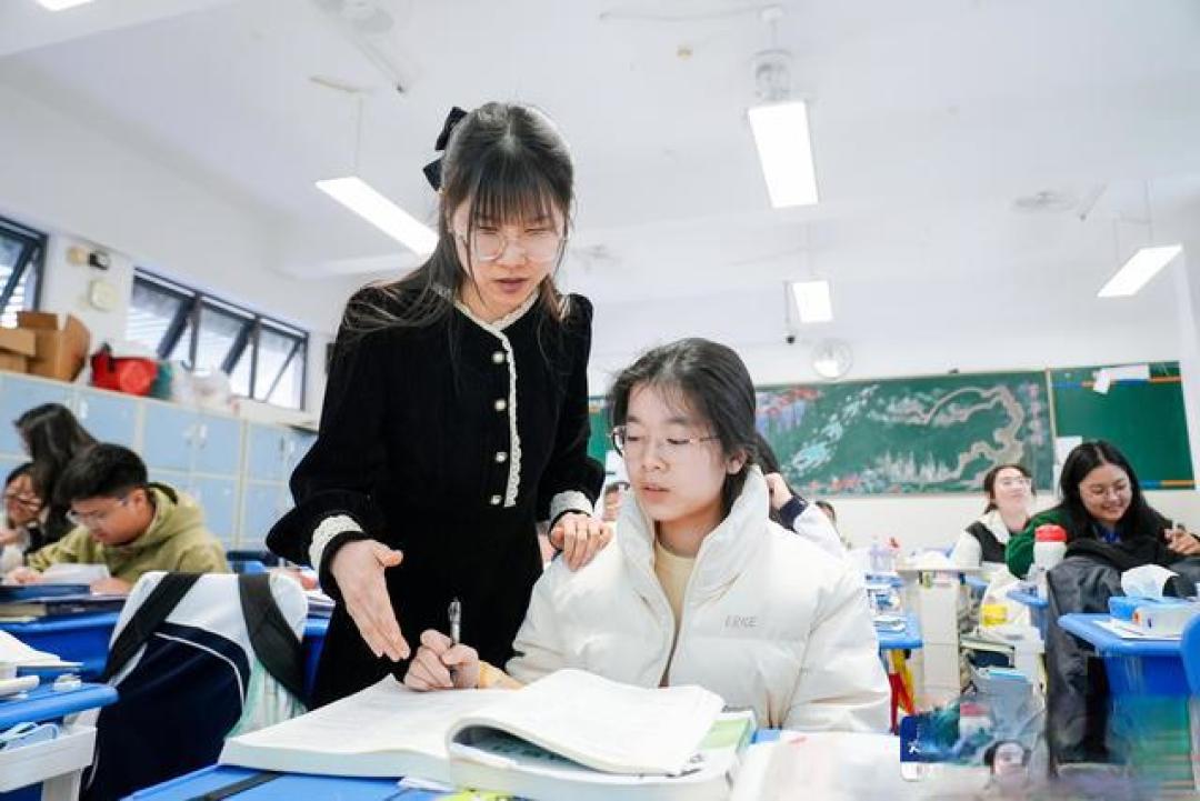 580万人围观一堂课!深圳网红老师揭秘视频爆火的幕后